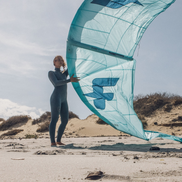 Beginner Kites from Offaxis