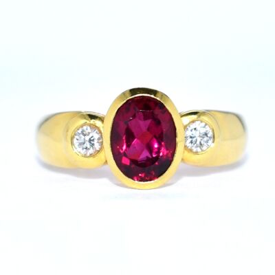 18ct yellow gold oval pink tourmaline and diamond ring
