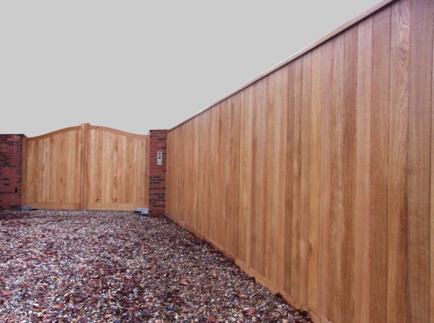 Oak Tongued & Grooved Board Fencing with Needham Gates