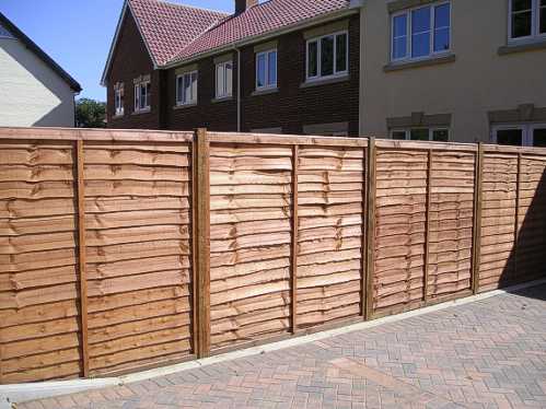 Waney Panel Fencing