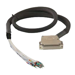 50针D型一端装配有连接器的电缆