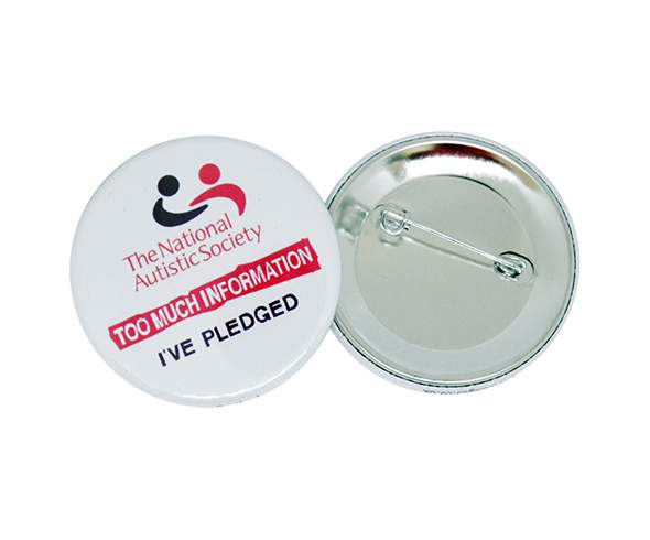 Button badge with a safety pin