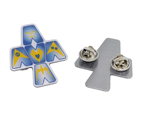 Printed metal badge with 2 clutch pins
