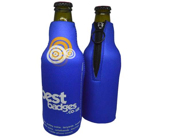 Neoprene bottle cooler with a zipper