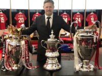 SEERS Couch Holds 3 Major Football Trophies at Manchester United!