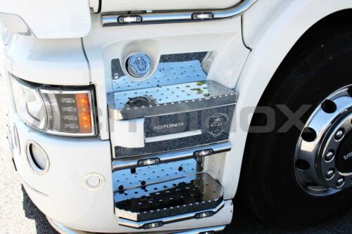 Stainless Steel Scania R, New R & Streamline Series Step Cover Kit (2 Right, 2 Left)