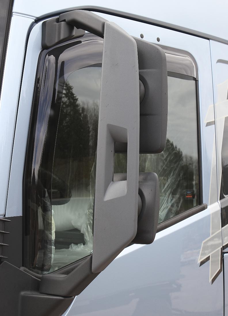 Volvo FH 2013 Side Window Deflectors