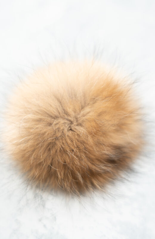 Extra Pompom? Luxury natural 12cm fur pompom